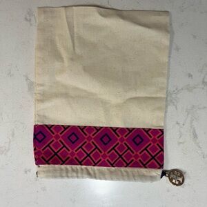 Geometric Patterned Drawstring Bag